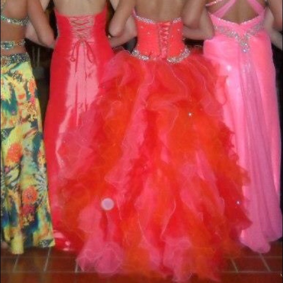 Prom dress - Picture 8 of 8